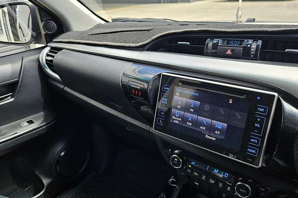 2017 Toyota Hilux SR5 GUN126R 4X4