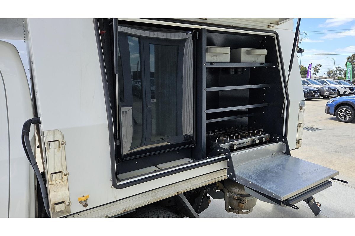 2017 Toyota Hilux SR5 GUN126R 4X4