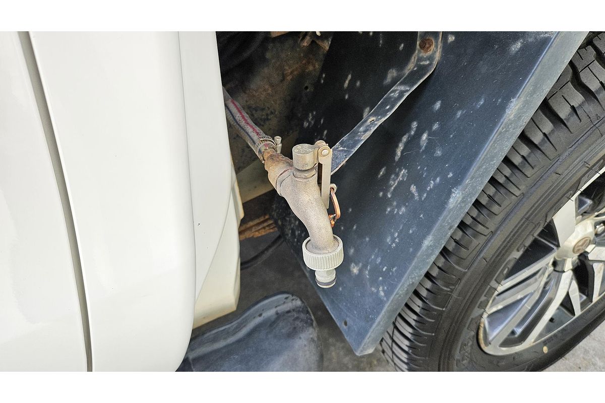 2017 Toyota Hilux SR5 GUN126R 4X4