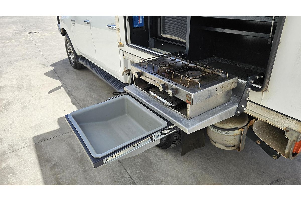 2017 Toyota Hilux SR5 GUN126R 4X4