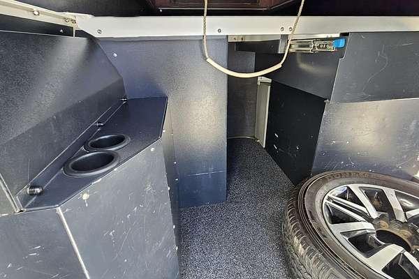 2017 Toyota Hilux SR5 GUN126R 4X4