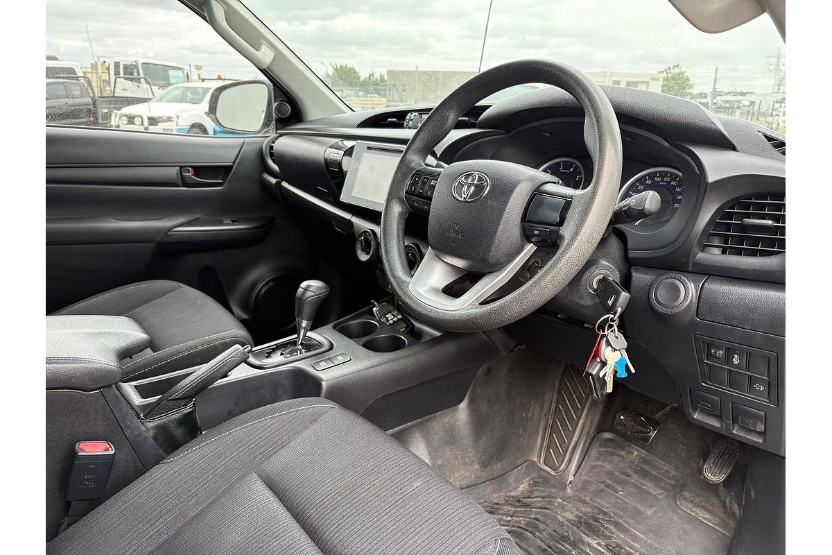 2018 Toyota Hilux SR GUN126R 4X4