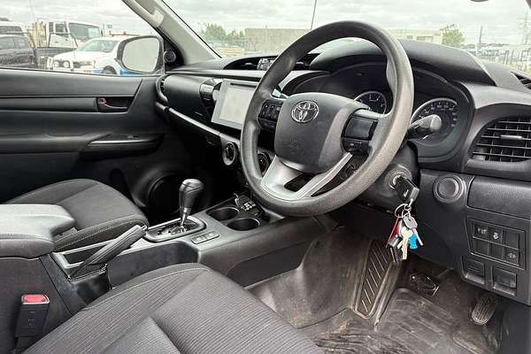 2018 Toyota Hilux SR GUN126R 4X4