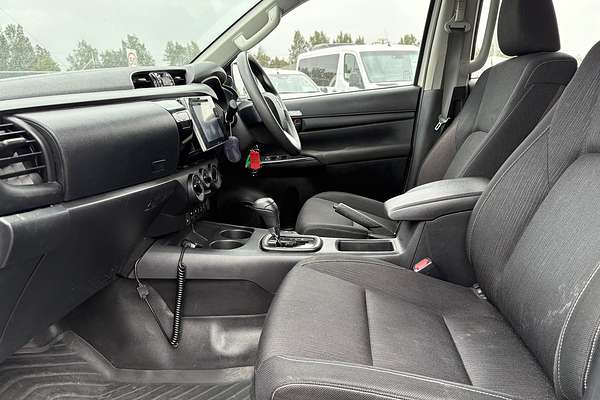 2018 Toyota Hilux SR GUN126R 4X4