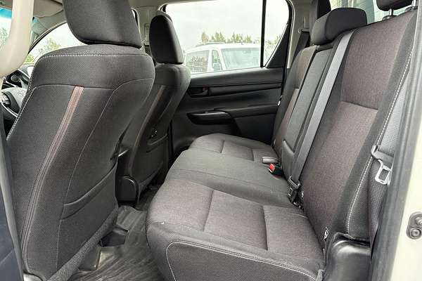 2018 Toyota Hilux SR GUN126R 4X4