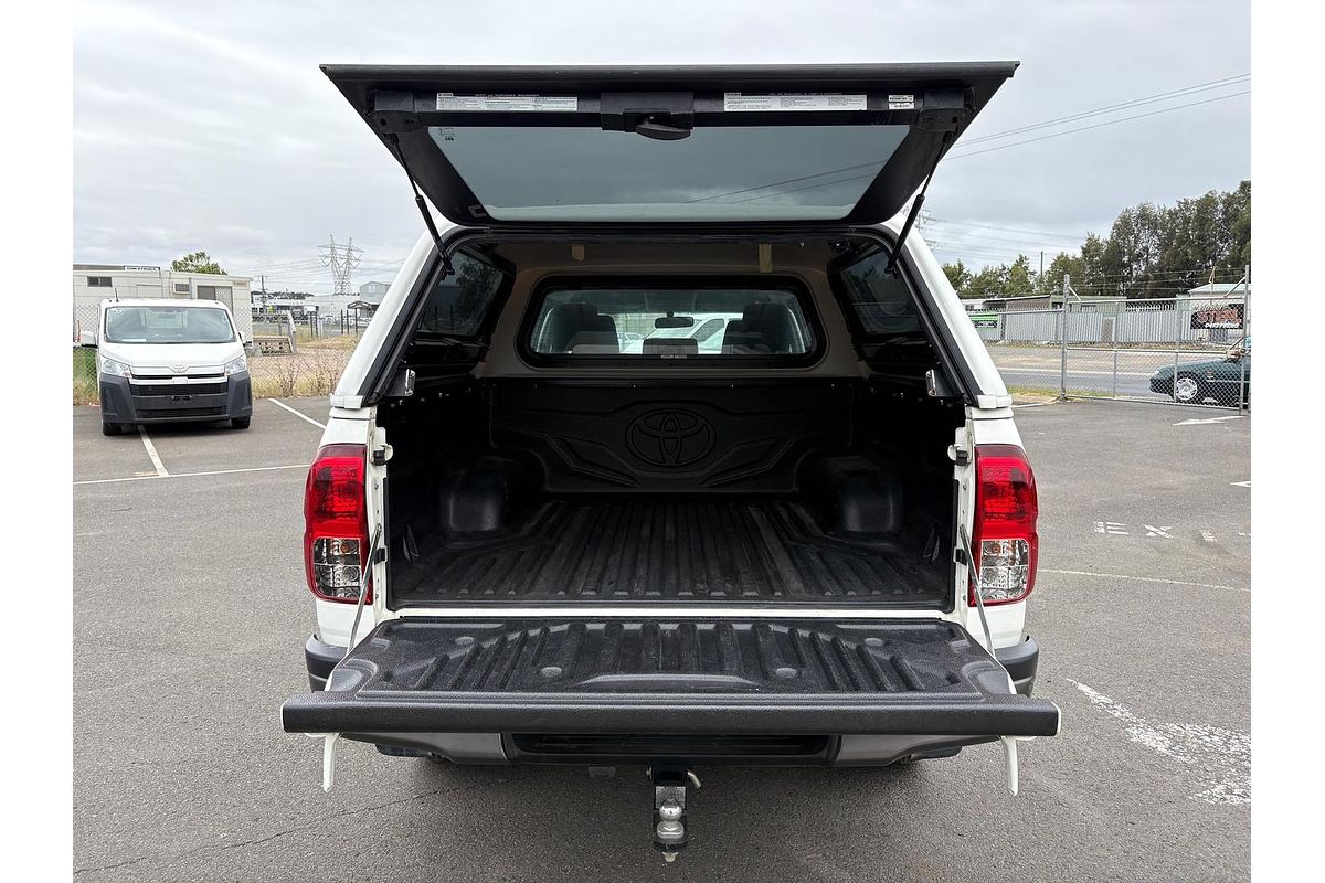 2018 Toyota Hilux SR GUN126R 4X4