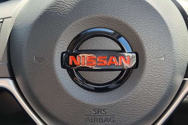 2025 Nissan Navara PRO-4X Warrior D23 4X4