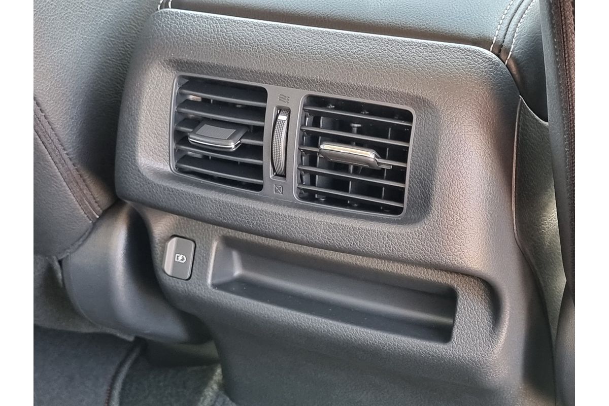 2025 Nissan Navara PRO-4X Warrior D23 4X4