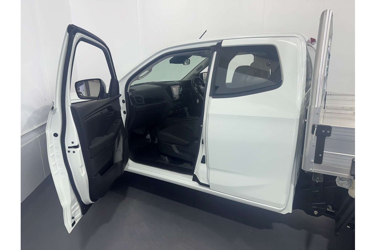 2025 Isuzu D-MAX SX 4X4