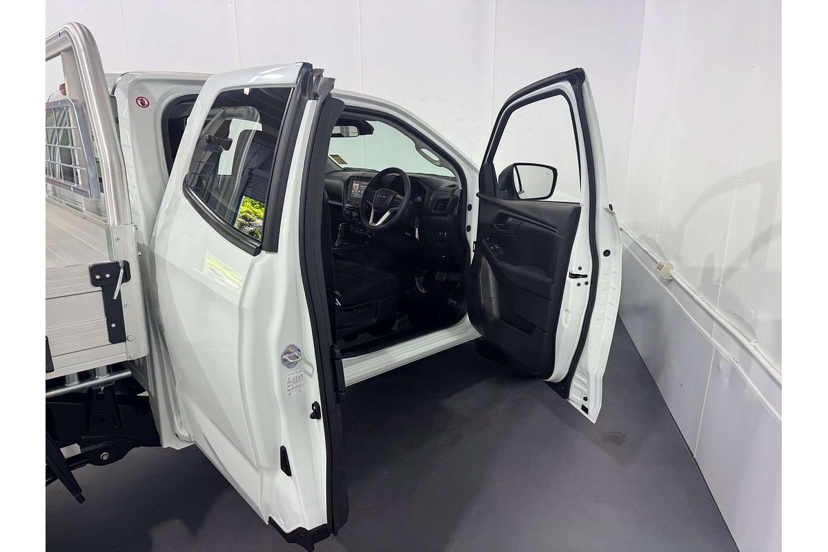 2025 Isuzu D-MAX SX 4X4