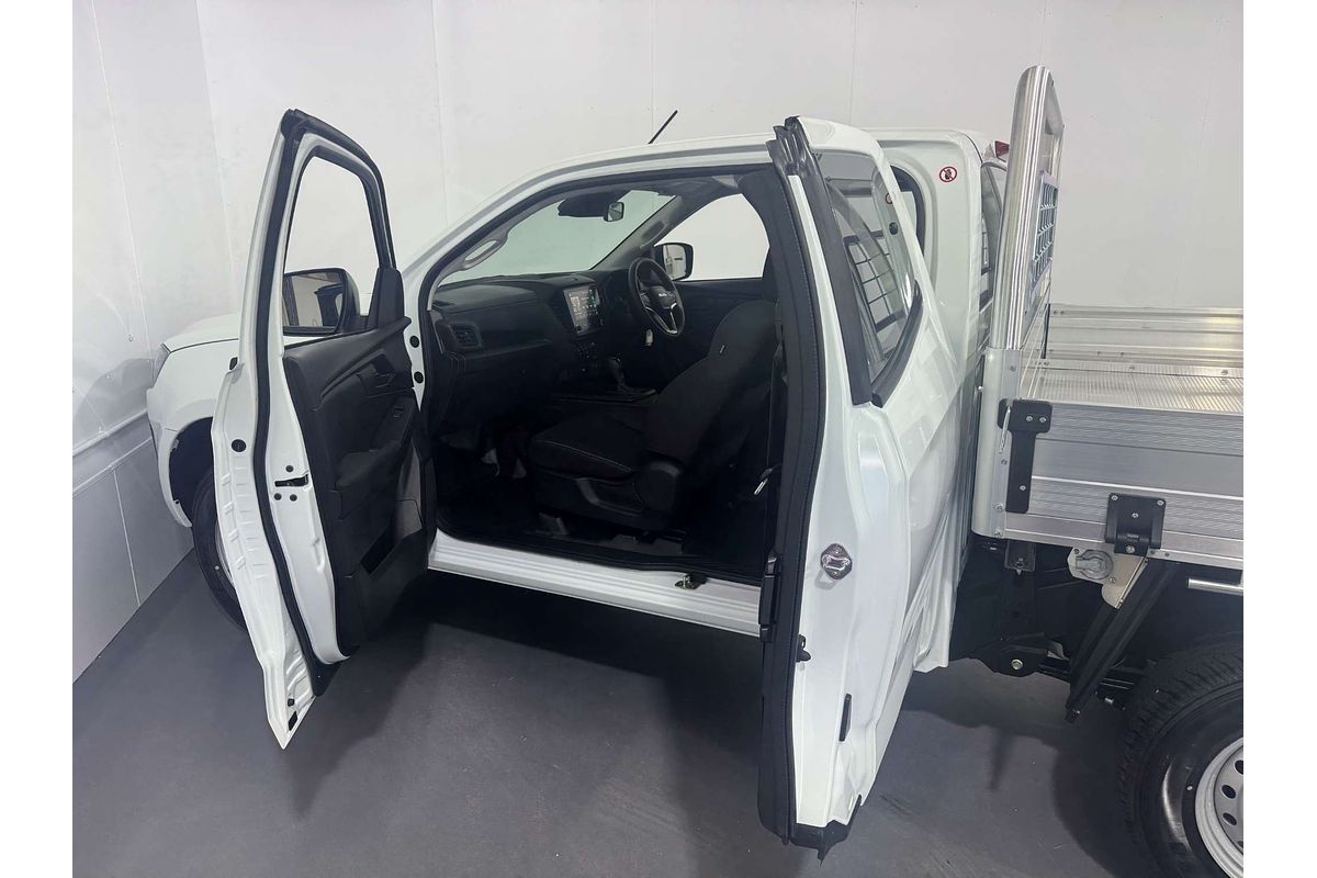 2025 Isuzu D-MAX SX 4X4