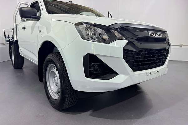 2025 Isuzu D-MAX SX 4X4