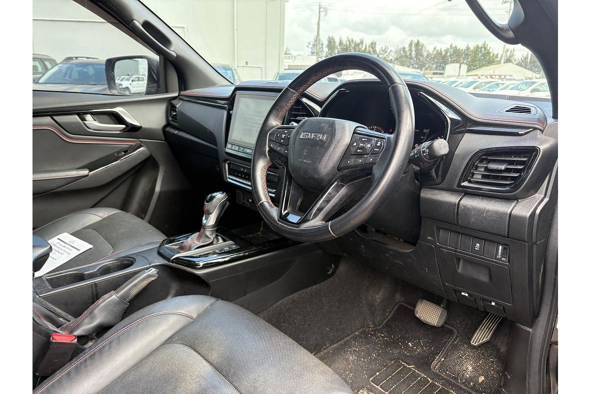 2022 Isuzu D-MAX X-TERRAIN 4X4