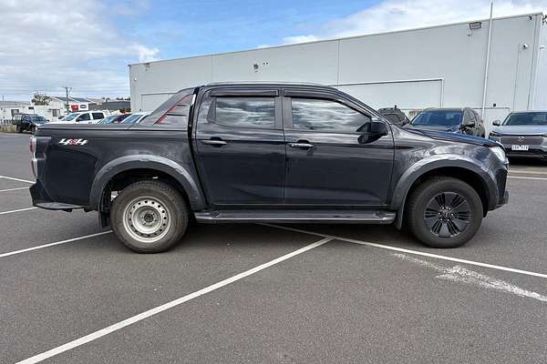 2022 Isuzu D-MAX X-TERRAIN 4X4