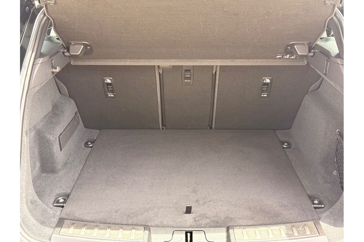 2019 Land Rover Range Rover Evoque P200 R-Dynamic S L551