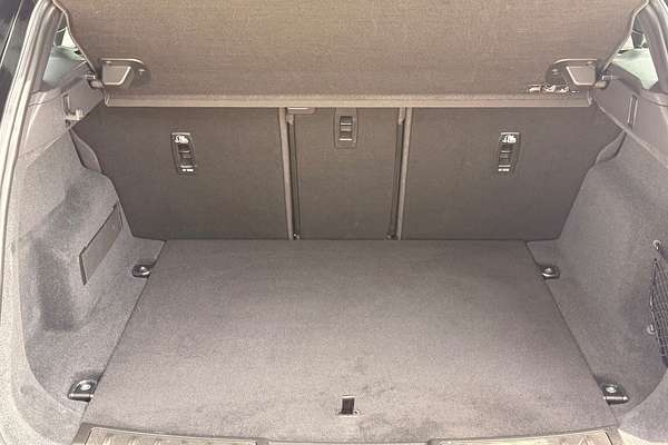 2019 Land Rover Range Rover Evoque P200 R-Dynamic S L551