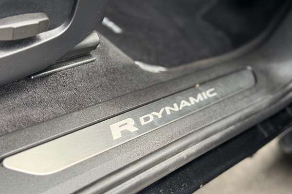 2019 Land Rover Range Rover Evoque P200 R-Dynamic S L551