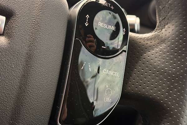 2019 Land Rover Range Rover Evoque P200 R-Dynamic S L551