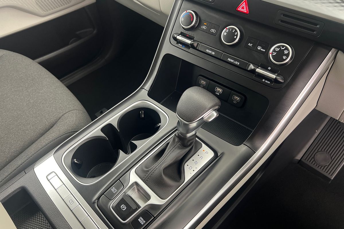 2023 Kia Carnival S KA4