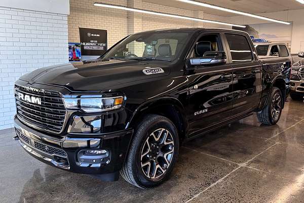 2025 RAM 1500 Laramie Sport Hurricane SO RamBox DT 4X4 SWB