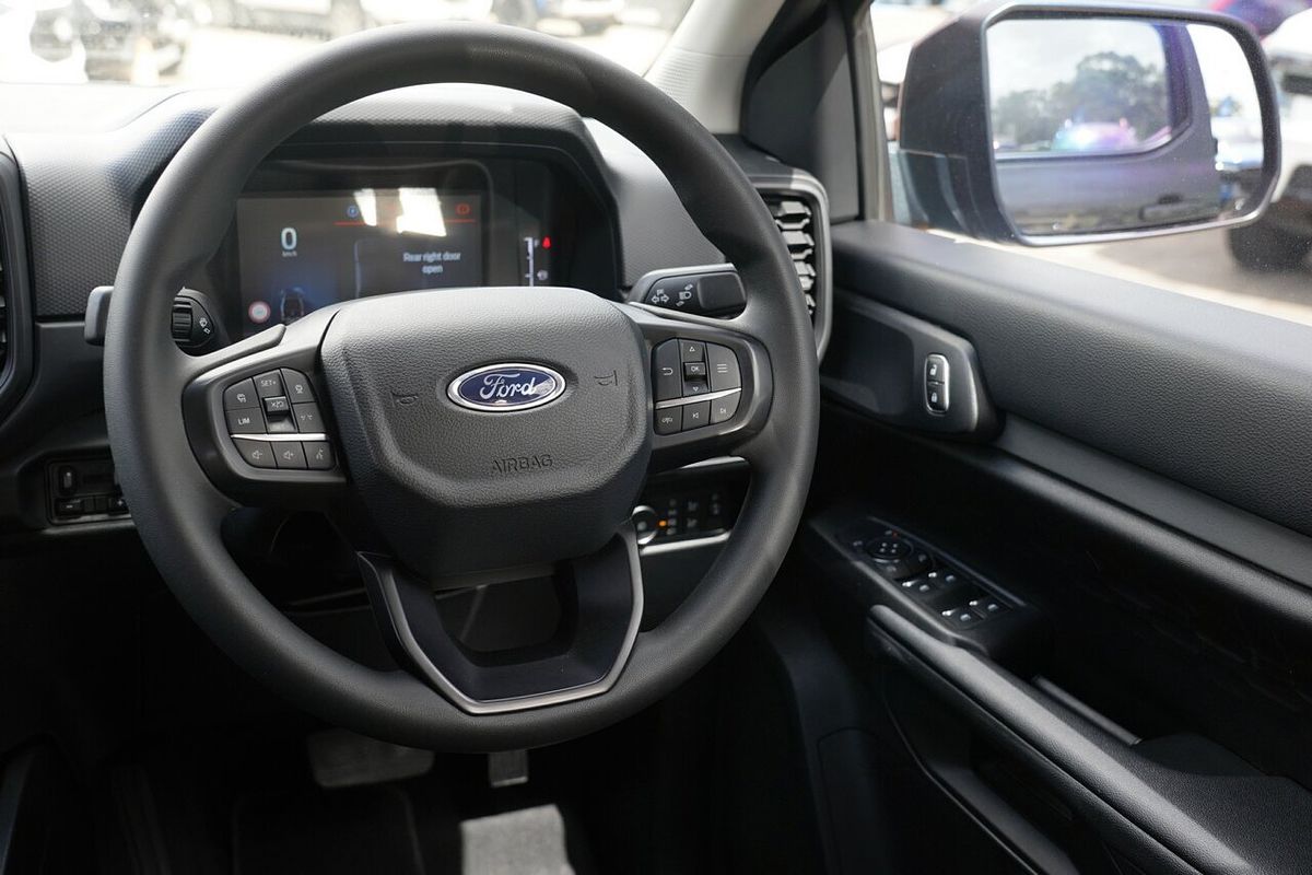 2025 Ford Ranger XLS 4X4 2.0L