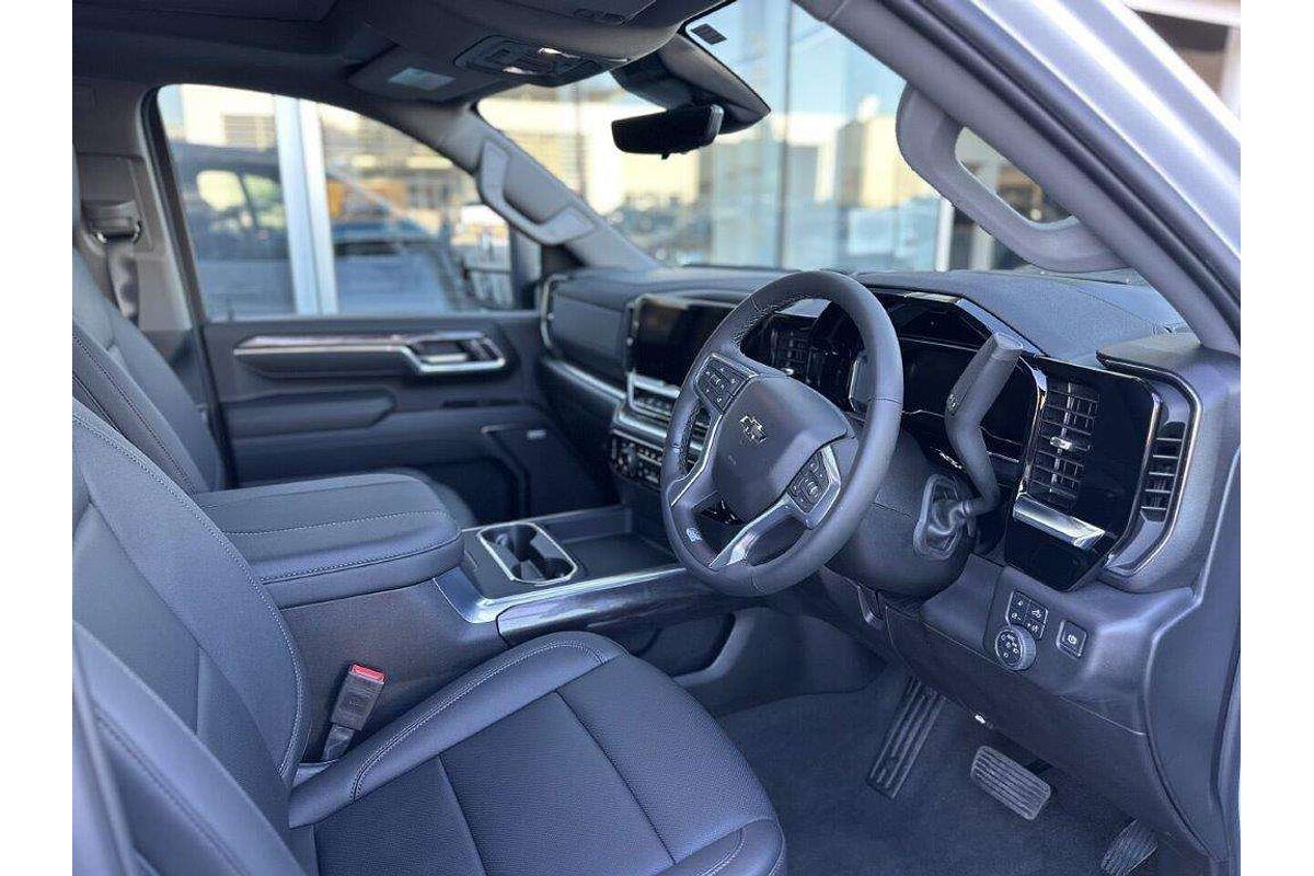 2025 Chevrolet Silverado HD LTZ Premium W/Tech Pack T1 4X4