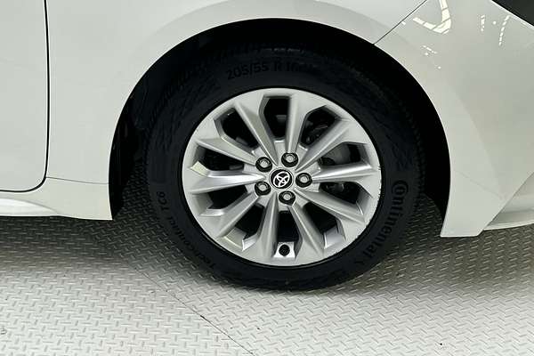 2021 Toyota Corolla Ascent Sport Hybrid ZWE211R thumb-9