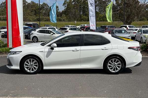 2021 Toyota Camry Ascent AXVH70R