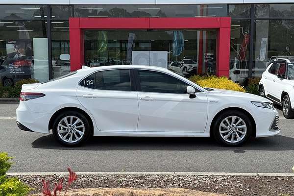 2021 Toyota Camry Ascent AXVH70R