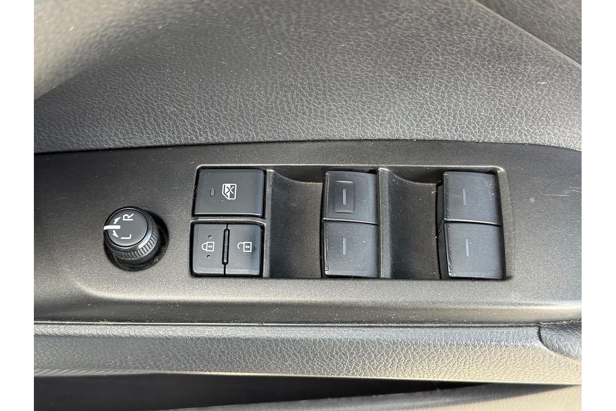 2021 Toyota Camry Ascent AXVH70R