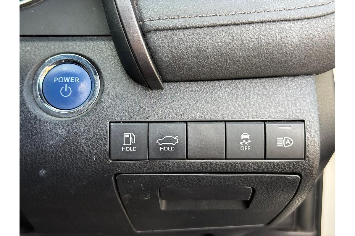 2021 Toyota Camry Ascent AXVH70R