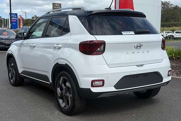 2024 Hyundai Venue Elite QX.V5
