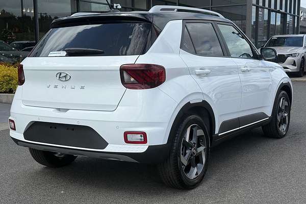 2024 Hyundai Venue Elite QX.V5