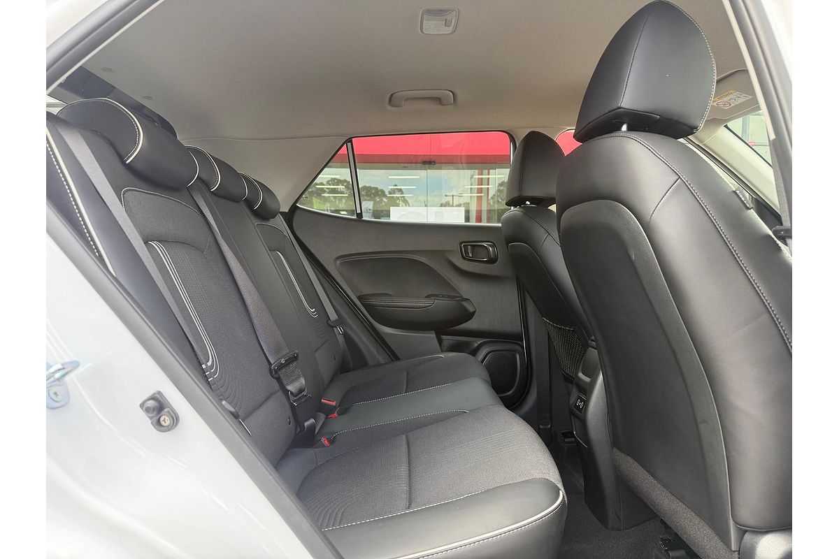 2024 Hyundai Venue Elite QX.V5