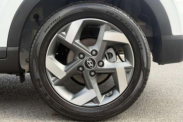 2024 Hyundai Venue Elite QX.V5