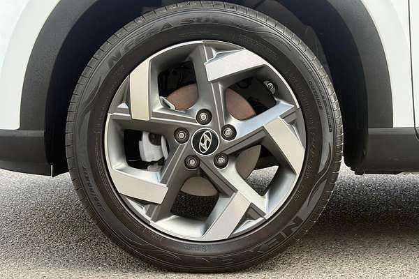 2024 Hyundai Venue Elite QX.V5