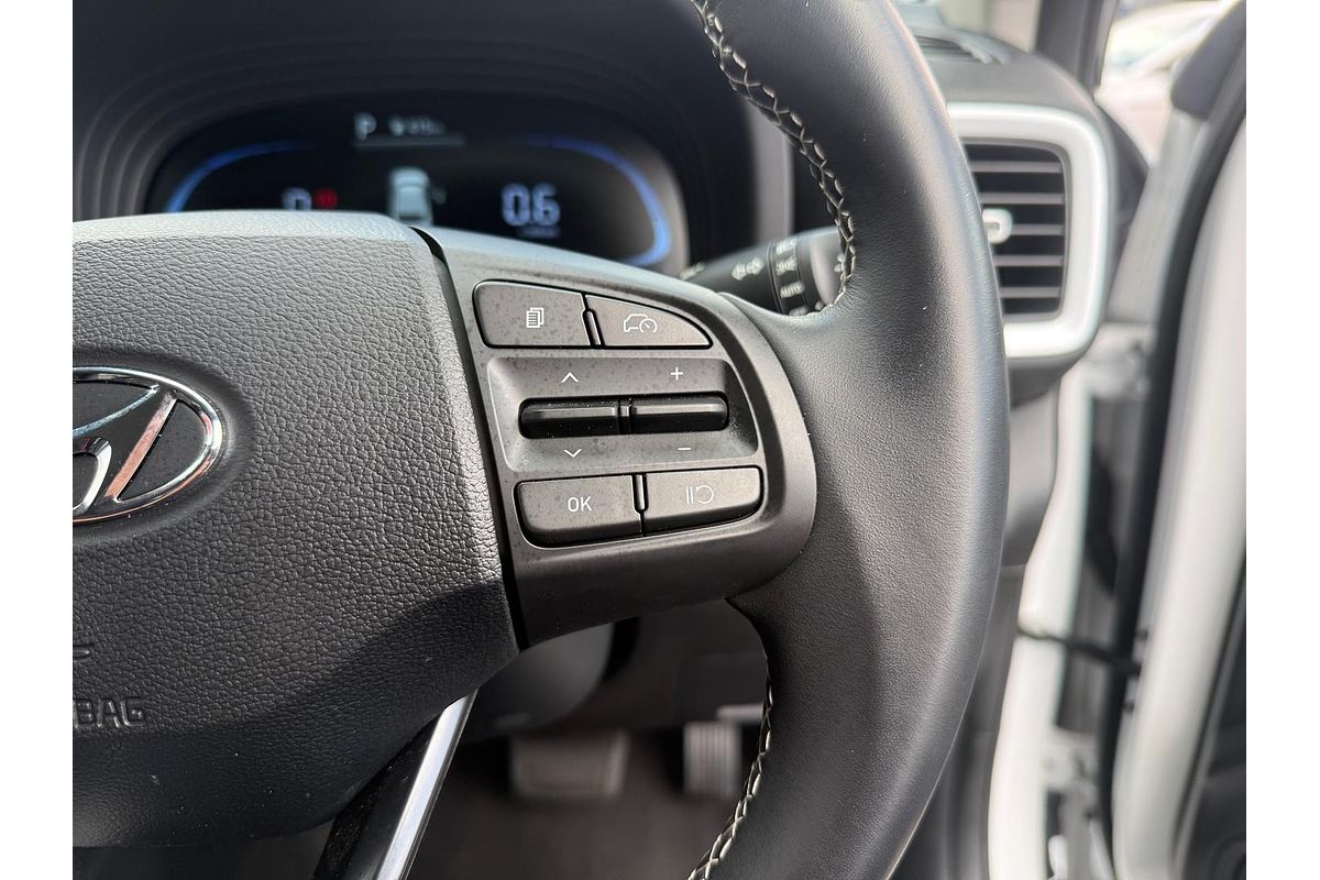 2024 Hyundai Venue Elite QX.V5
