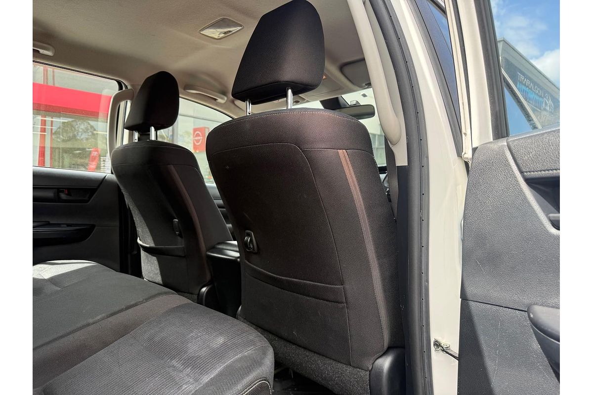 2021 Toyota Hilux SR GUN126R 4X4