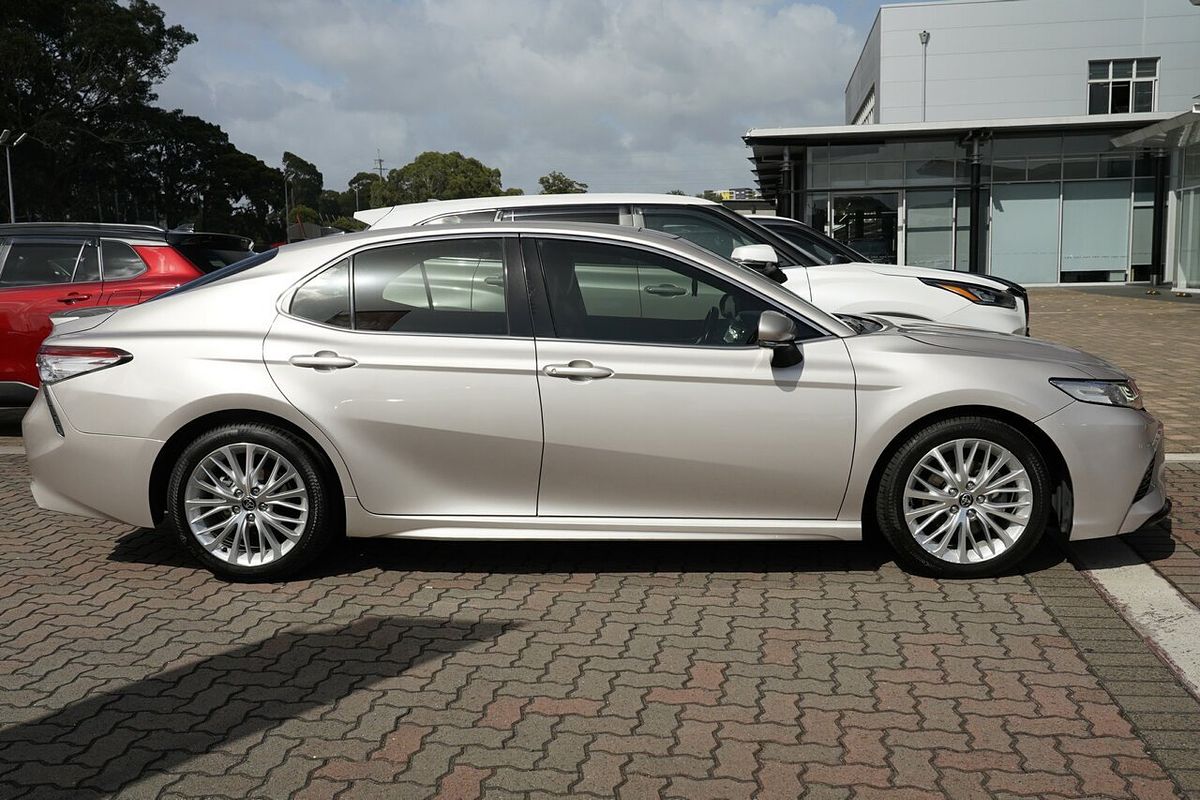 2020 Toyota Camry SL GSV70R