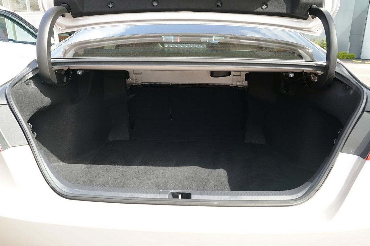 2020 Toyota Camry SL GSV70R