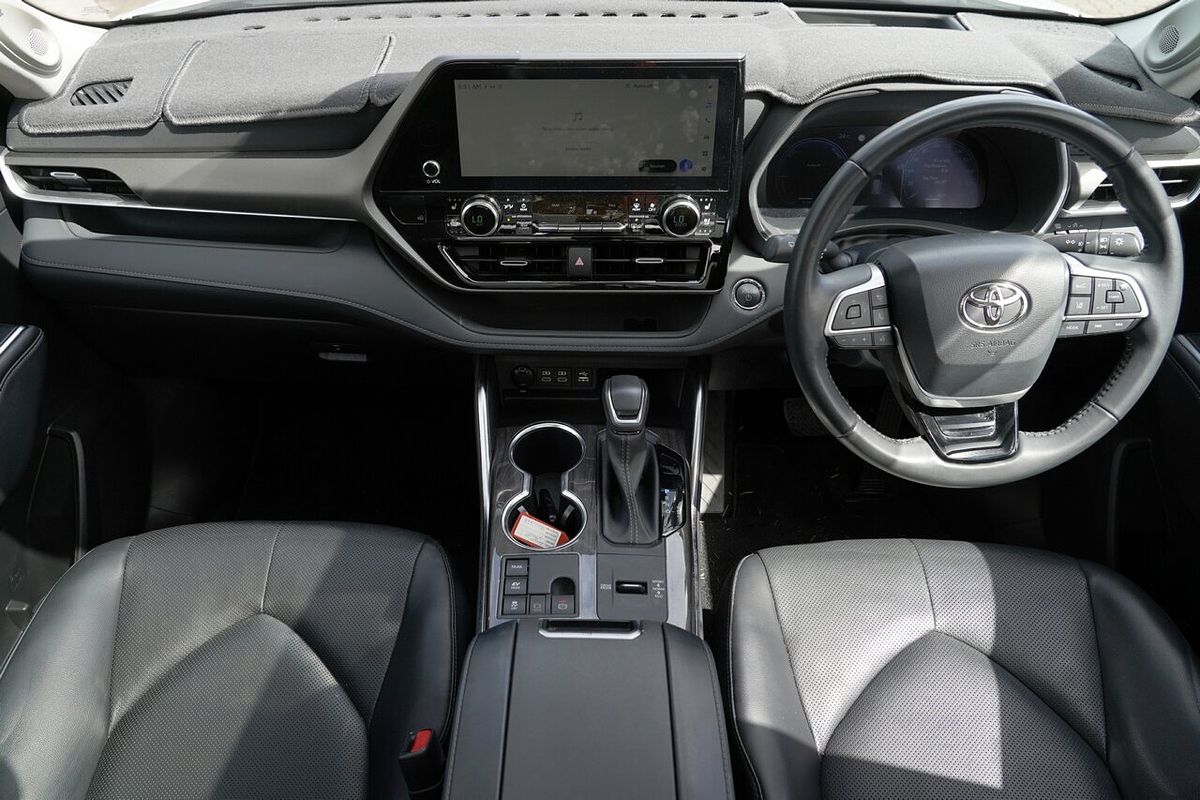 2023 Toyota Kluger Grande AXUH78R