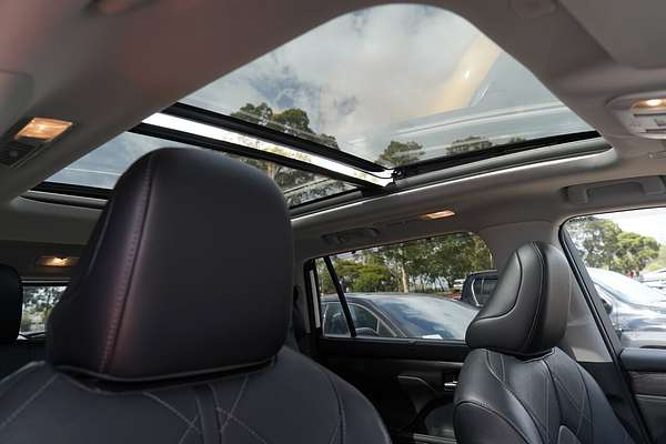 2023 Toyota Kluger Grande AXUH78R