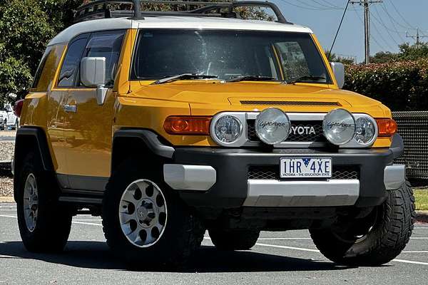 2016 Toyota FJ Cruiser GSJ15R