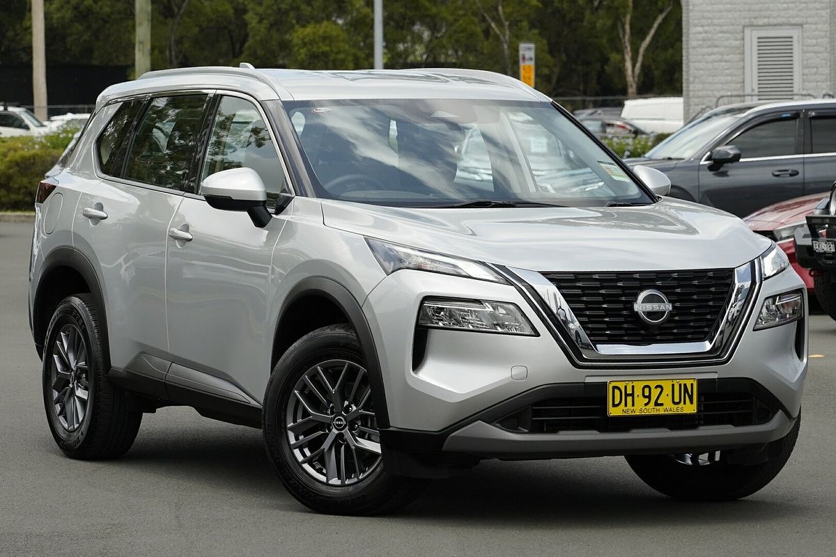 2023 Nissan X-TRAIL ST T33