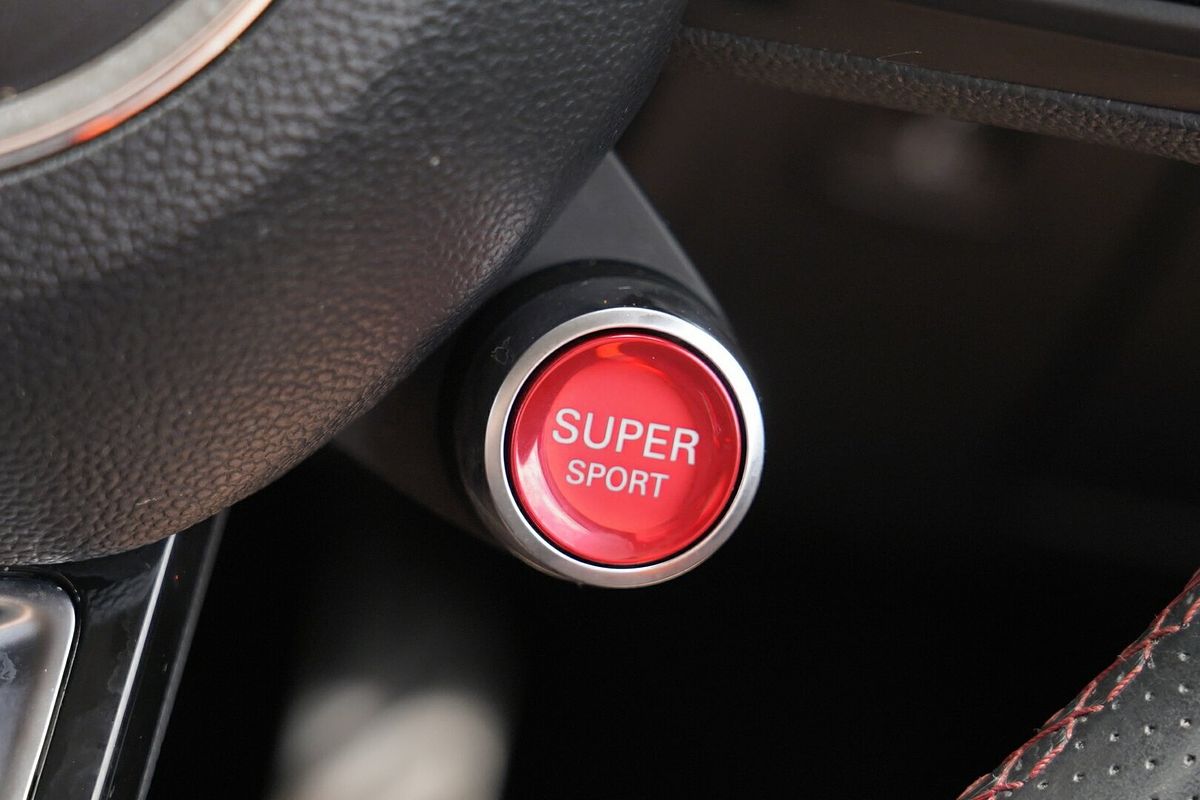 2020 MG HS Excite SAS23