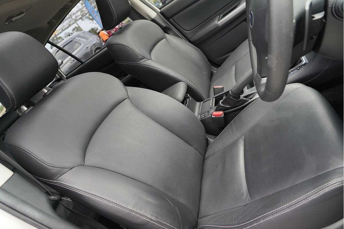 2023 Honda HR-V e:HEV L