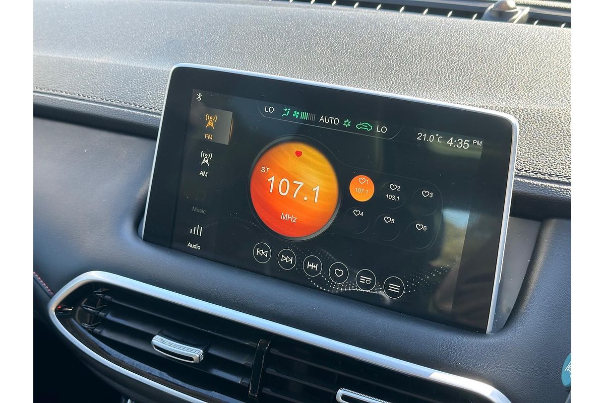 2022 MG HS Essence SAS23