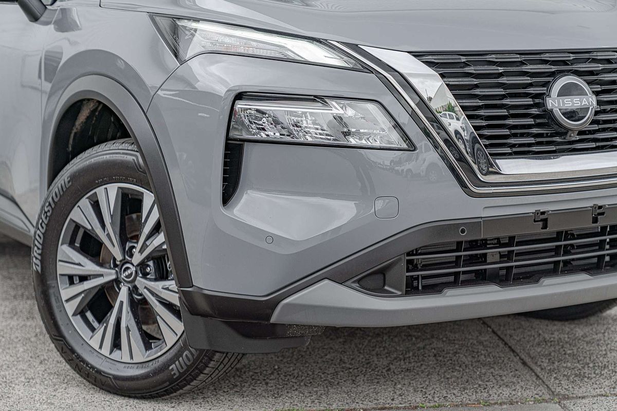 2025 Nissan X-TRAIL ST-L T33