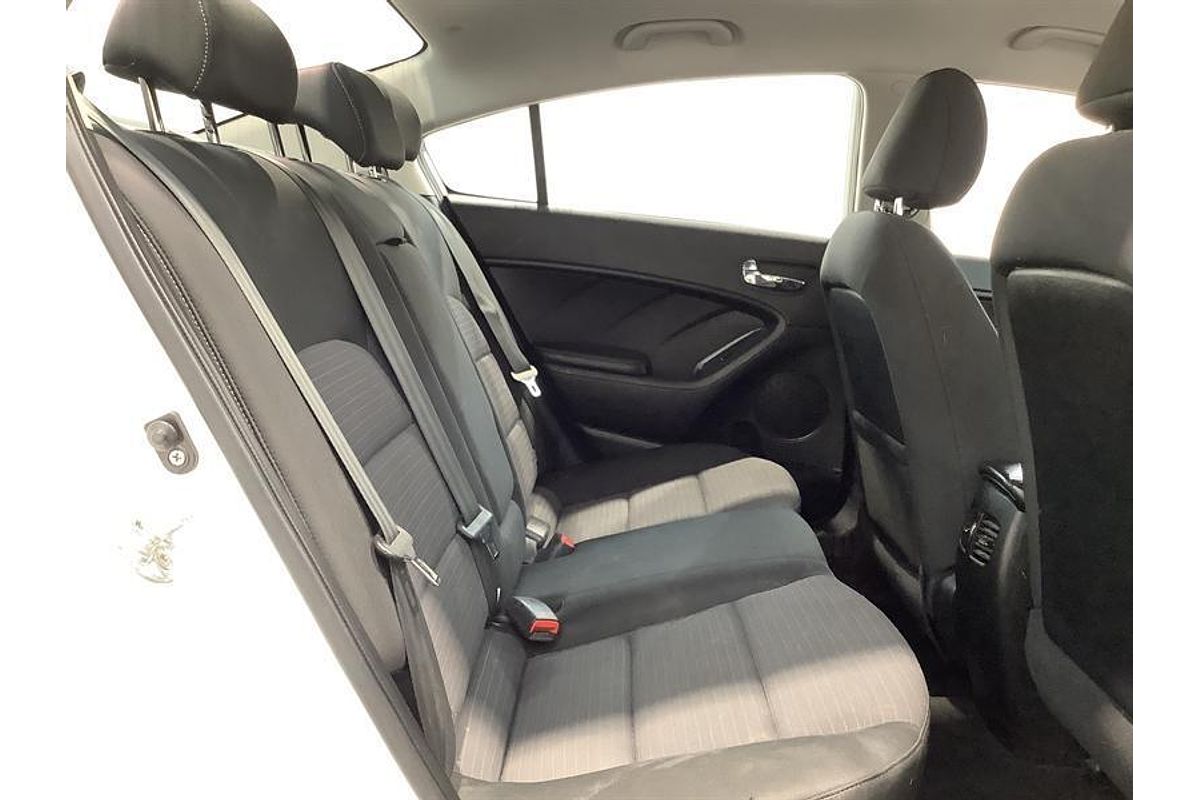 2013 Kia Cerato Si YD