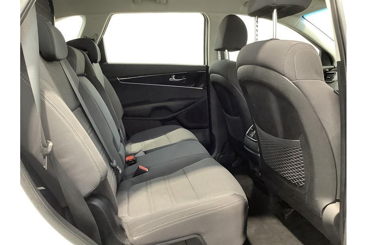 2019 Kia Sorento Si UM